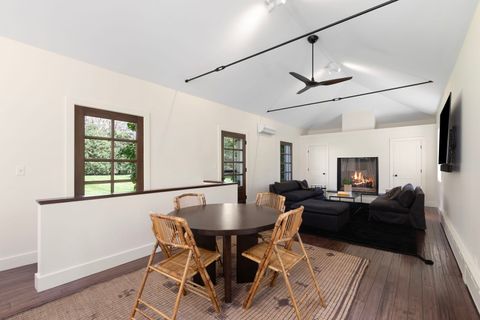 Tiny photo for 51 S Mayflower Road, Lake Forest, IL 60045 (MLS # 12618302)