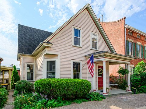 Photo of 115 N Bench Street, Galena, IL 61036 (MLS # 12445057)
