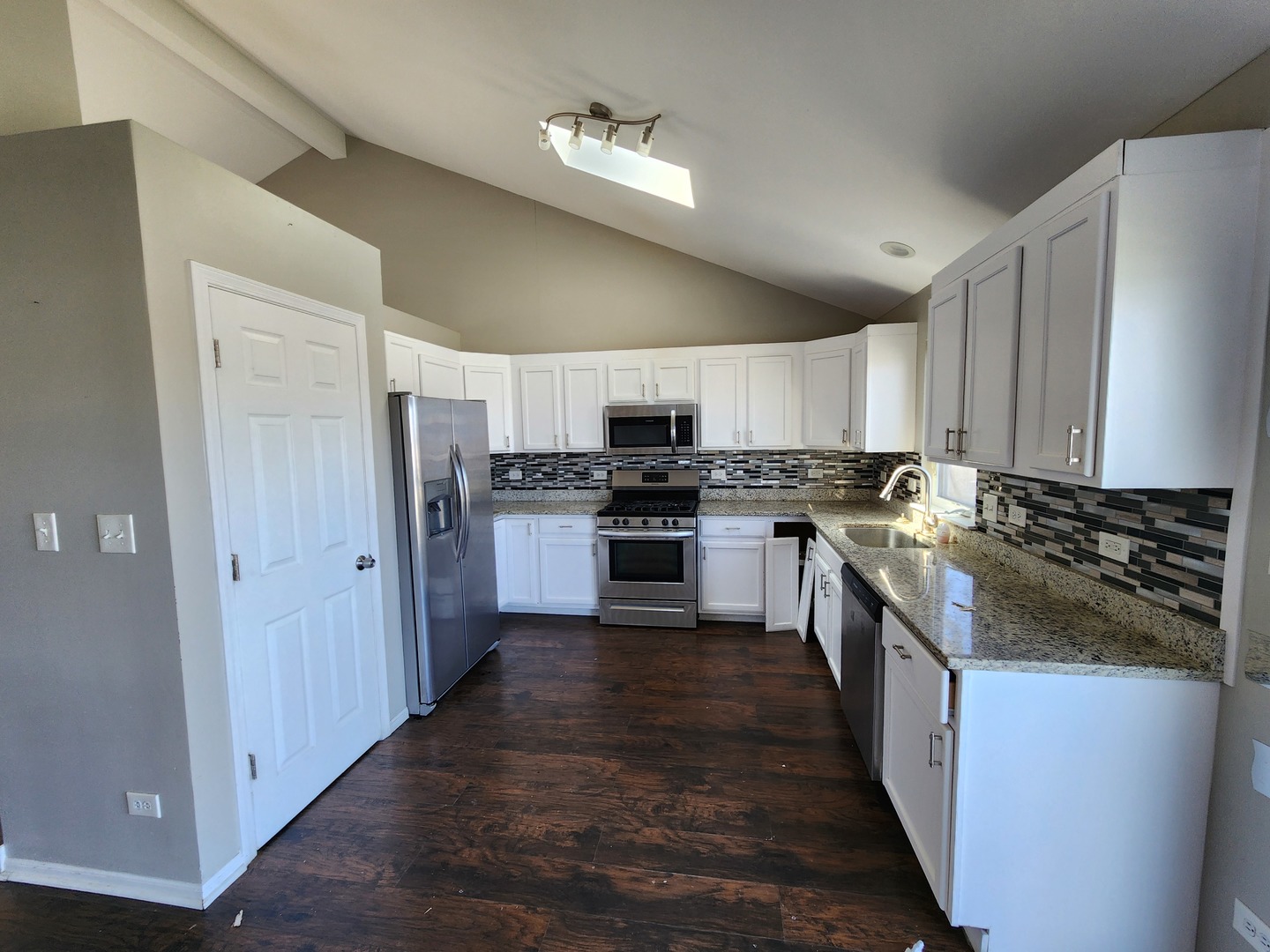 5244 Bentgrass Avenue