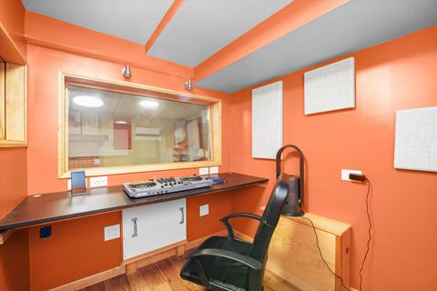 Tiny photo for 1104 Fair Oaks Avenue, Oak Park, IL 60302 (MLS # 12486680)