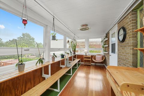 Tiny photo for 1104 Fair Oaks Avenue, Oak Park, IL 60302 (MLS # 12486680)