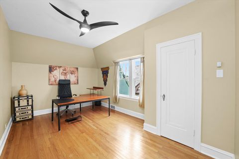 Tiny photo for 1104 Fair Oaks Avenue, Oak Park, IL 60302 (MLS # 12486680)