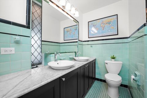 Tiny photo for 1104 Fair Oaks Avenue, Oak Park, IL 60302 (MLS # 12486680)