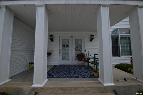 Tiny photo for 15821 N Tolle Lane, Mt Vernon, IL 62864 (MLS # EB459046)