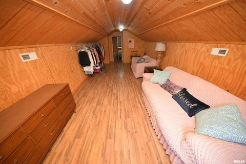 Tiny photo for 15821 N Tolle Lane, Mt Vernon, IL 62864 (MLS # EB459046)