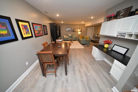 Tiny photo for 15821 N Tolle Lane, Mt Vernon, IL 62864 (MLS # EB459046)