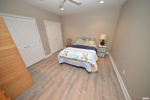 Tiny photo for 15821 N Tolle Lane, Mt Vernon, IL 62864 (MLS # EB459046)