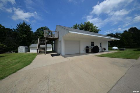 Tiny photo for 15821 N Tolle Lane, Mt Vernon, IL 62864 (MLS # EB459046)