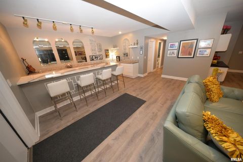 Tiny photo for 15821 N Tolle Lane, Mt Vernon, IL 62864 (MLS # EB459046)