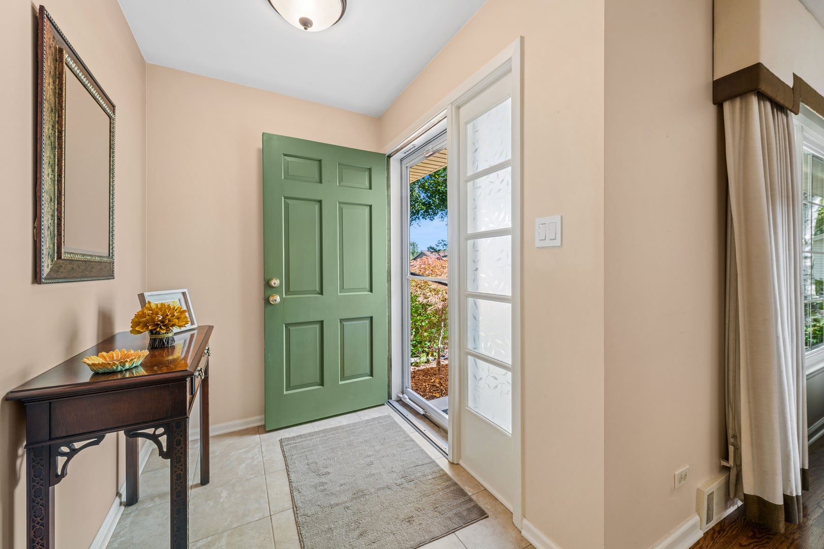 1627 E Jonquil Terrace