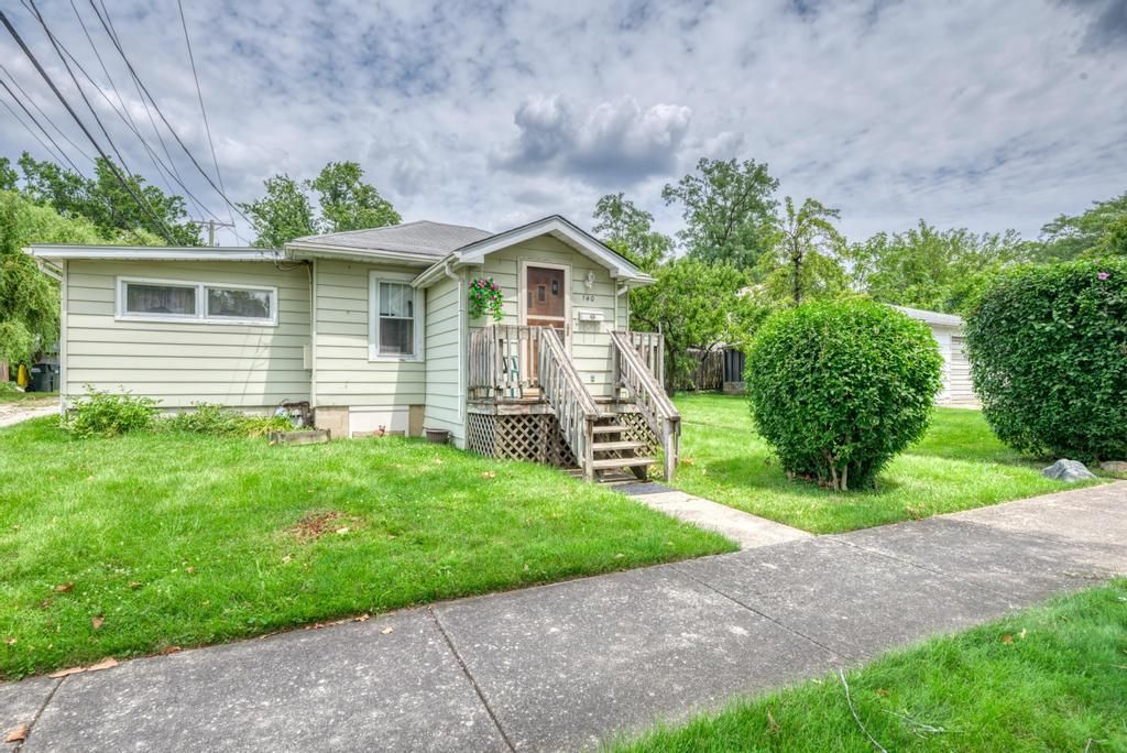 Photo for 140 S Park Street, Westmont, IL 60559 (MLS # 12111856)