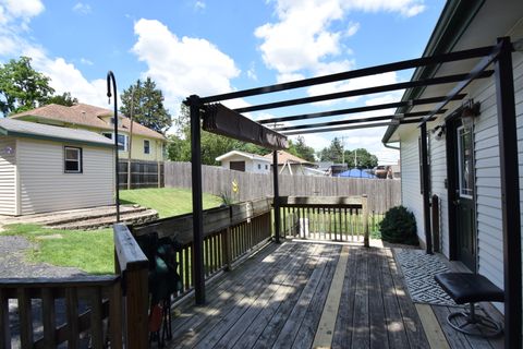 Tiny photo for 34 S La Fox Street, South Elgin, IL 60177 (MLS # 12688188)
