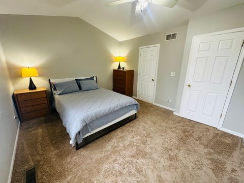 Tiny photo for 419 Lakeview Circle, Bolingbrook, IL 60440 (MLS # 12590014)