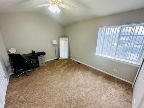 Tiny photo for 419 Lakeview Circle, Bolingbrook, IL 60440 (MLS # 12590014)