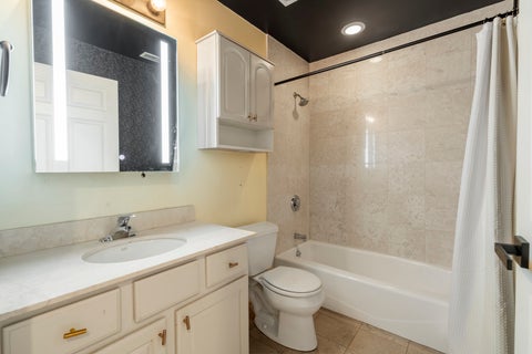 Tiny photo for 2625 N Ashland Avenue #1A, Chicago, IL 60614 (MLS # 12728698)
