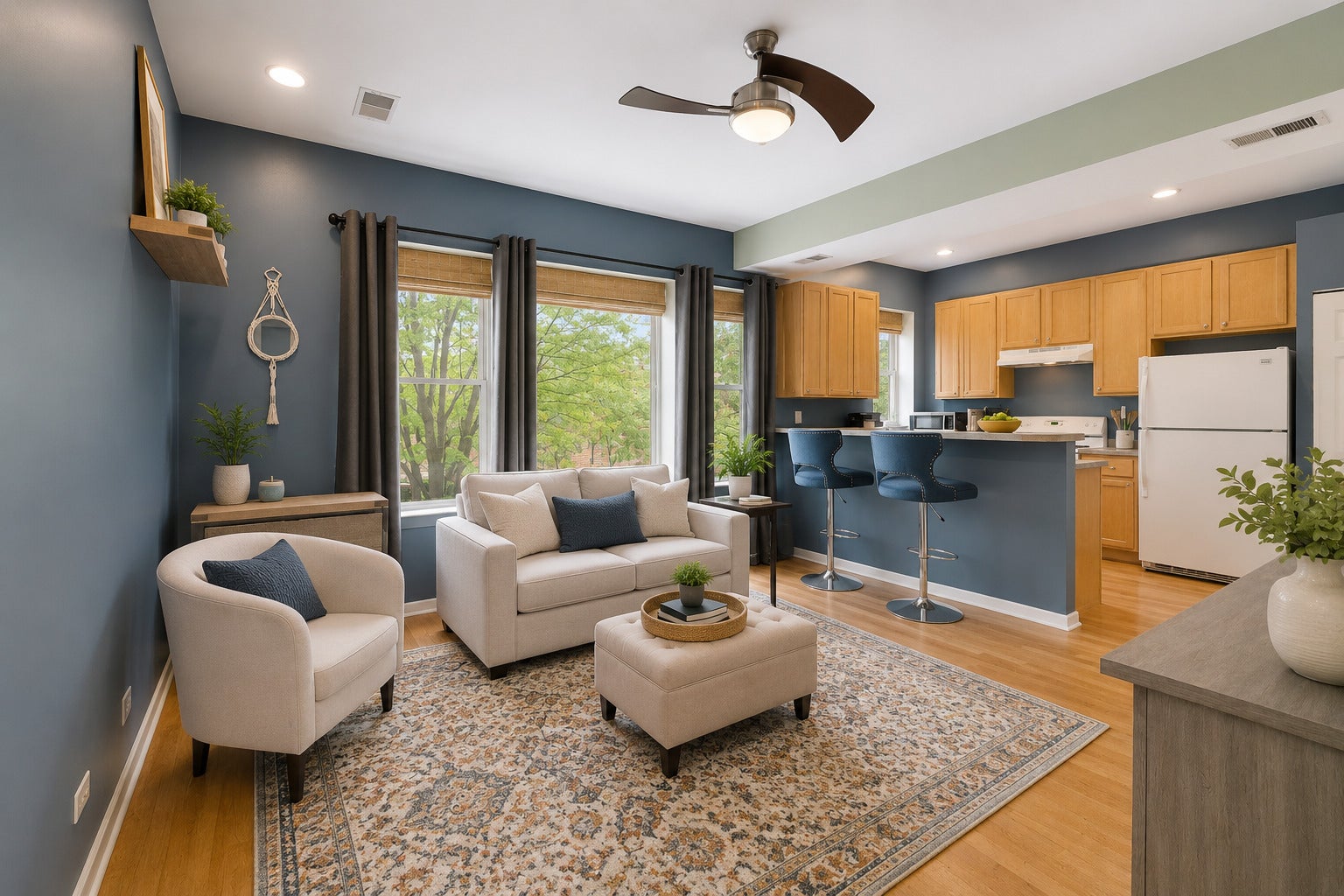 835 W Lawrence Avenue 2N