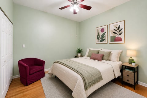 Tiny photo for 835 W Lawrence Avenue #2N, Chicago, IL 60640 (MLS # 12745367)