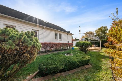 Tiny photo for 7832 S Paxton Avenue, Chicago, IL 60649 (MLS # 12545336)