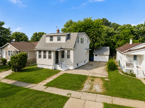 Tiny photo for 12751 Irving Avenue, Blue Island, IL 60406 (MLS # 12703145)