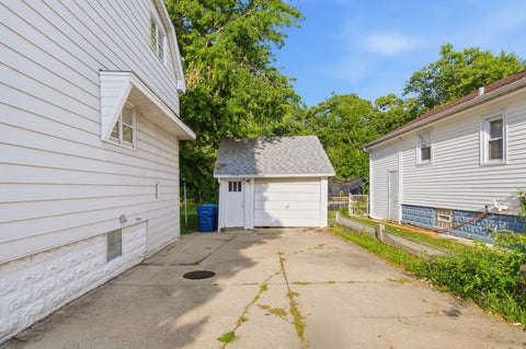 Tiny photo for 12751 Irving Avenue, Blue Island, IL 60406 (MLS # 12703145)
