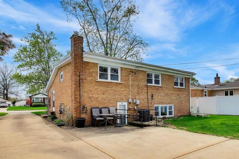 Tiny photo for 6864 175th Place, Tinley Park, IL 60477 (MLS # 12621682)