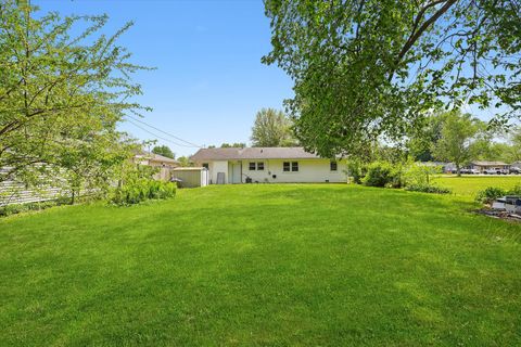 Tiny photo for 28 Liberty Boulevard, Machesney Park, IL 61115 (MLS # 12368618)