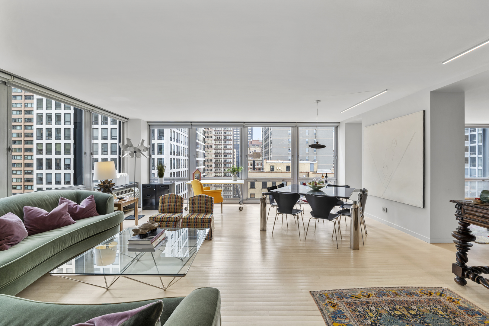880 N Lake Shore Drive 12GH