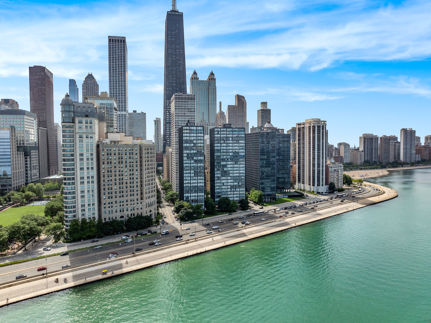 880 N Lake Shore Drive 12GH