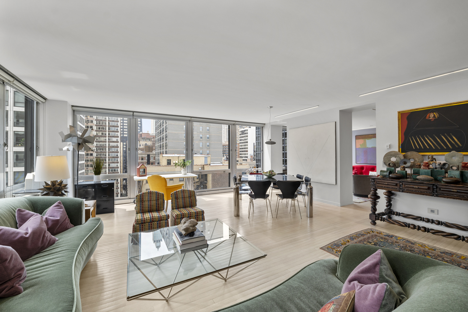 880 N Lake Shore Drive 12GH