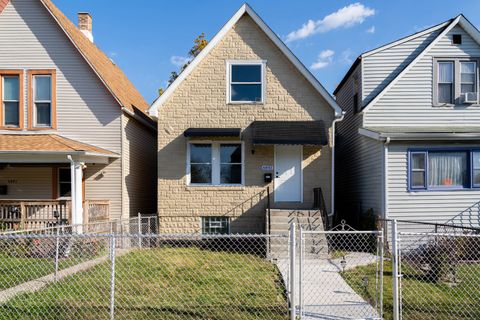 Photo of 6843 S Carpenter Street, Chicago, IL 60621 (MLS # 12500215)