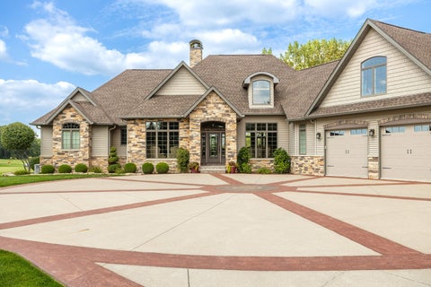 Tiny photo for 10 Bay Hill Drive, Coal Valley, IL 61240 (MLS # 12772099)
