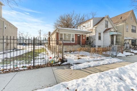 Tiny photo for 2031 W James Street, Chicago, IL 60609 (MLS # 12532781)