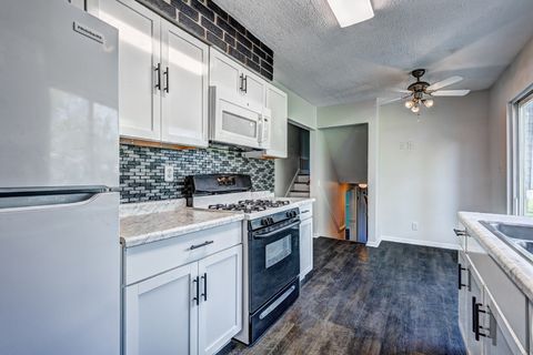 Tiny photo for 200 Hampdon Court, Bolingbrook, IL 60440 (MLS # 12636252)
