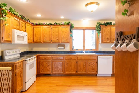 Tiny photo for 671 Sojourn Road, New Lenox, IL 60451 (MLS # 12643922)