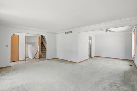 Tiny photo for 14804 Le Claire Avenue, Midlothian, IL 60445 (MLS # 12697867)