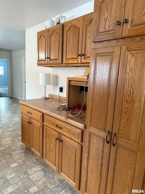 Tiny photo for 2407 Selmaville Road, Salem, IL 62881 (MLS # EB460642)