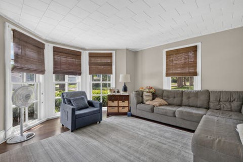 Tiny photo for 702 Pearl Street, Ottawa, IL 61350 (MLS # 12698930)