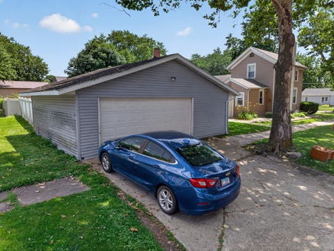 Tiny photo for 702 Pearl Street, Ottawa, IL 61350 (MLS # 12698930)