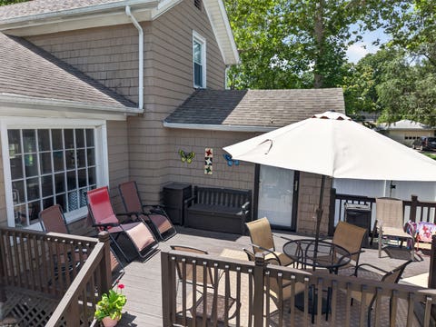 Tiny photo for 702 Pearl Street, Ottawa, IL 61350 (MLS # 12698930)