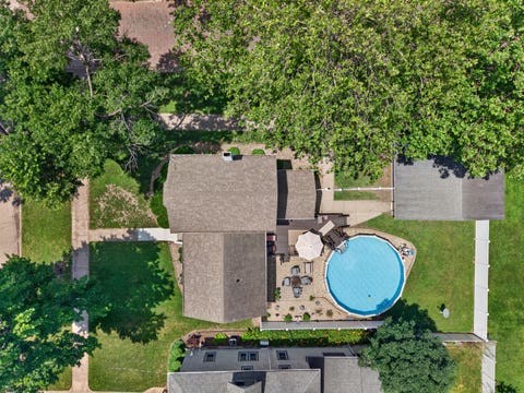 Tiny photo for 702 Pearl Street, Ottawa, IL 61350 (MLS # 12698930)