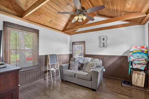 Tiny photo for 702 Pearl Street, Ottawa, IL 61350 (MLS # 12698930)