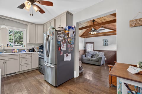 Tiny photo for 702 Pearl Street, Ottawa, IL 61350 (MLS # 12698930)