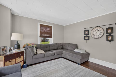 Tiny photo for 702 Pearl Street, Ottawa, IL 61350 (MLS # 12698930)