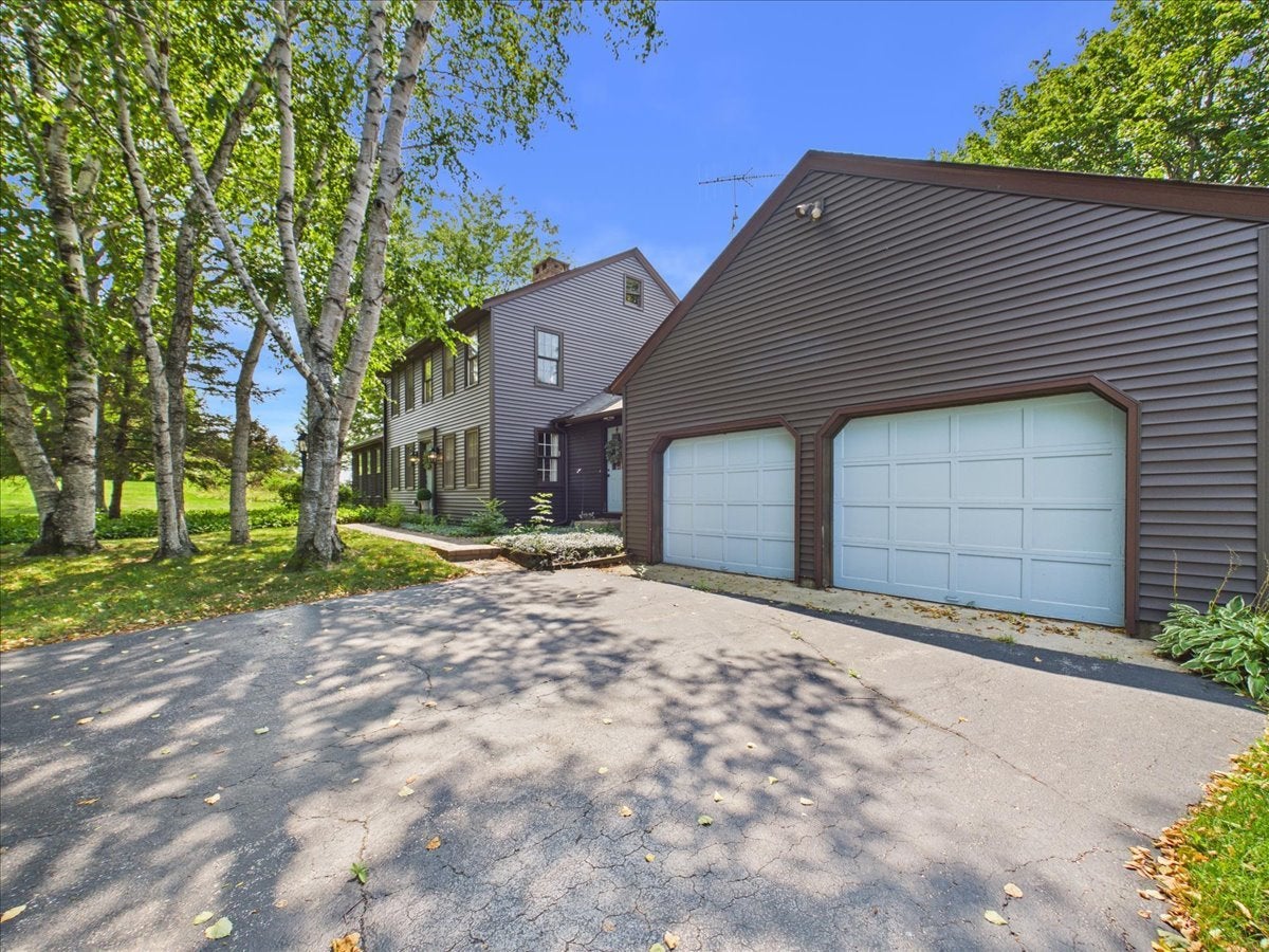 10562 Town Hall Road