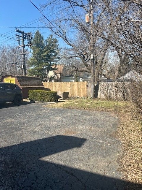 Tiny photo for 108 E Burlington Street #B, Riverside, IL 60546 (MLS # 12596884)