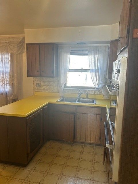 Tiny photo for 108 E Burlington Street #B, Riverside, IL 60546 (MLS # 12596884)