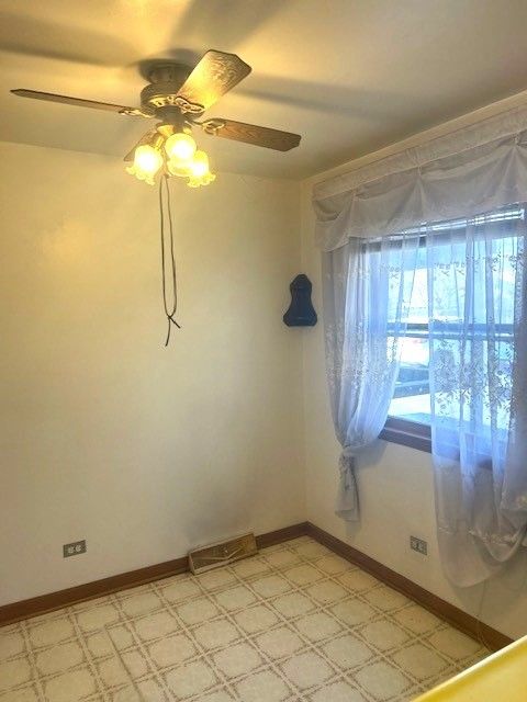 Tiny photo for 108 E Burlington Street #B, Riverside, IL 60546 (MLS # 12596884)