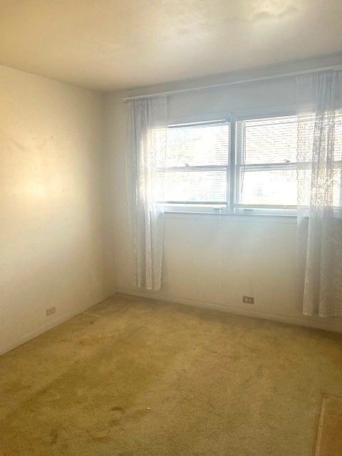 Tiny photo for 108 E Burlington Street #B, Riverside, IL 60546 (MLS # 12596884)