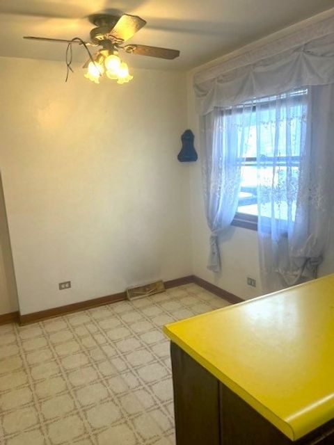 Tiny photo for 108 E Burlington Street #B, Riverside, IL 60546 (MLS # 12596884)