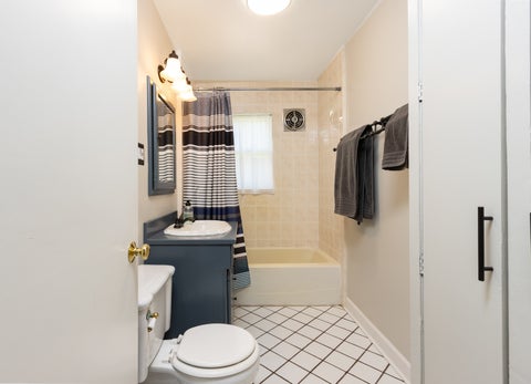 Tiny photo for 2225 Lagoon Drive, Fox River Grove, IL 60021 (MLS # 12788554)